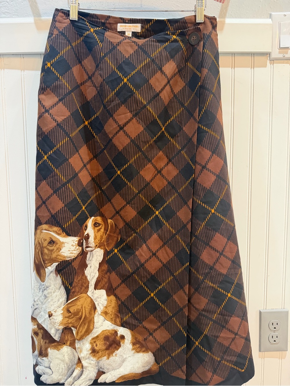 Brooks Brothers Brown, Navy & Yellow Plaid A-Line Skirt with Dog Print